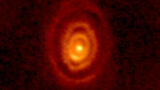 radio image of three rings of gas around the star called V Hydrae
